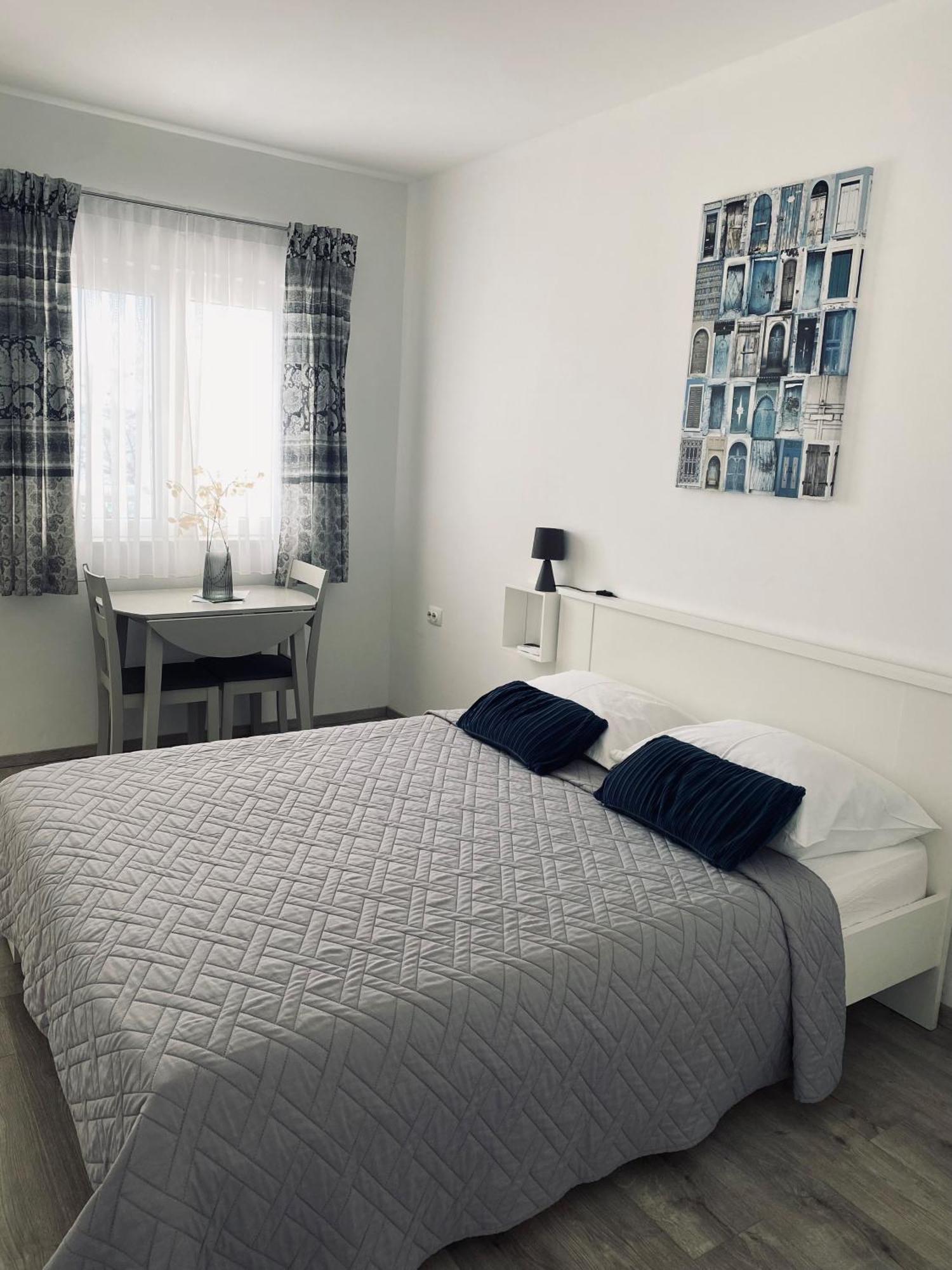 Apartmani Mila Starigrad Paklenica Extérieur photo